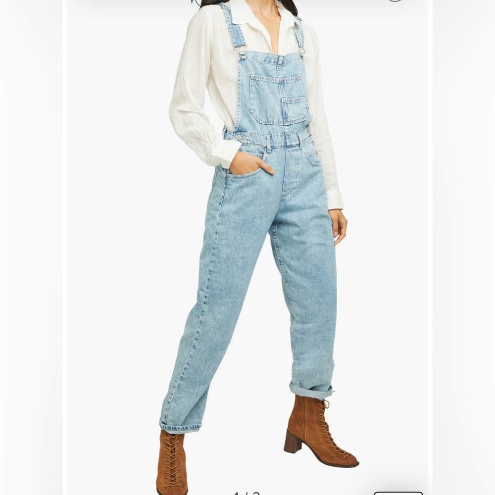 NWT. Free people we the free doggy denim overalls